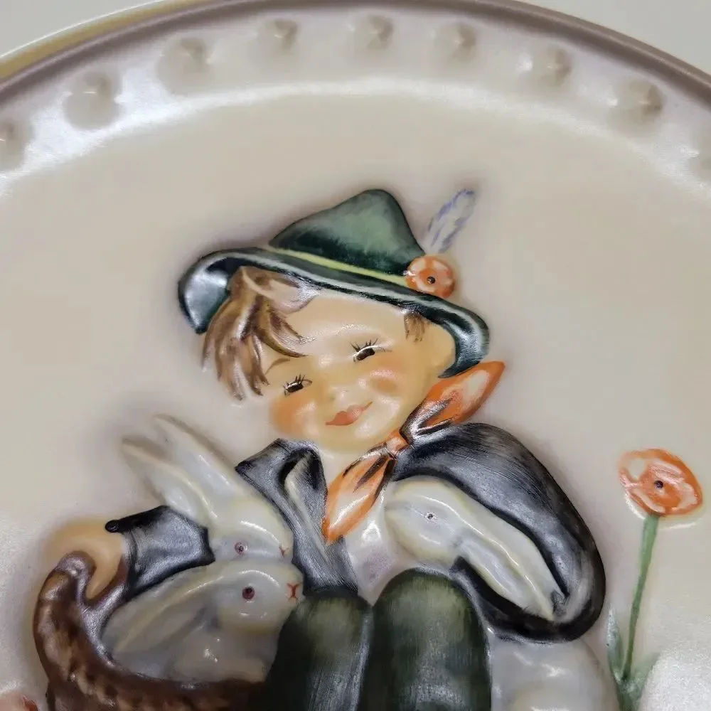 Goebel MJ Hummel 1986 16th Annual plate Hum 279